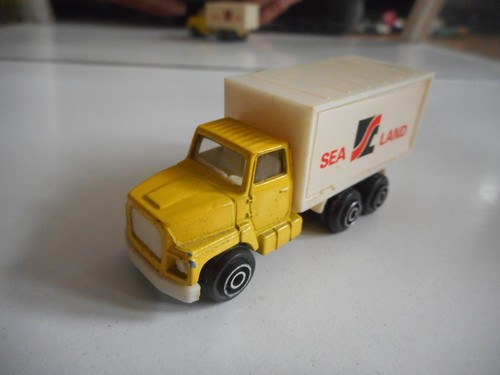 Playart ford truck - playart,