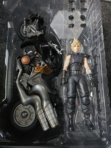 Play arts kai cloud strife - kai, &